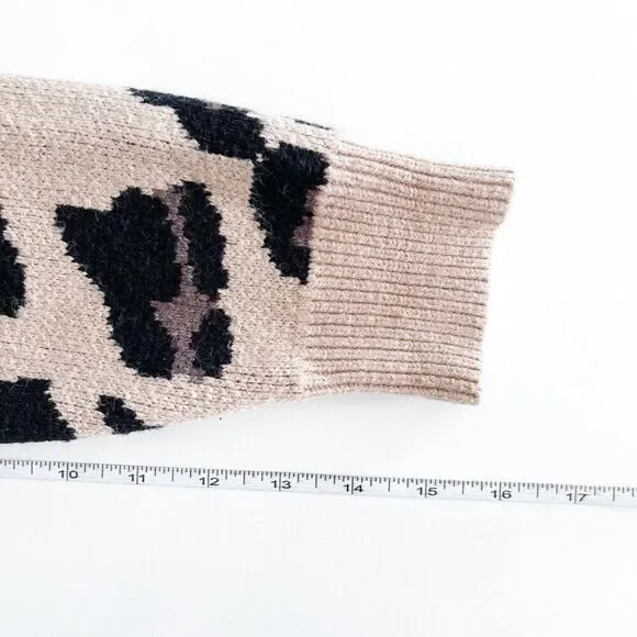 Adora // leopard sweater // Size large // EUC - Picture 7 of 11